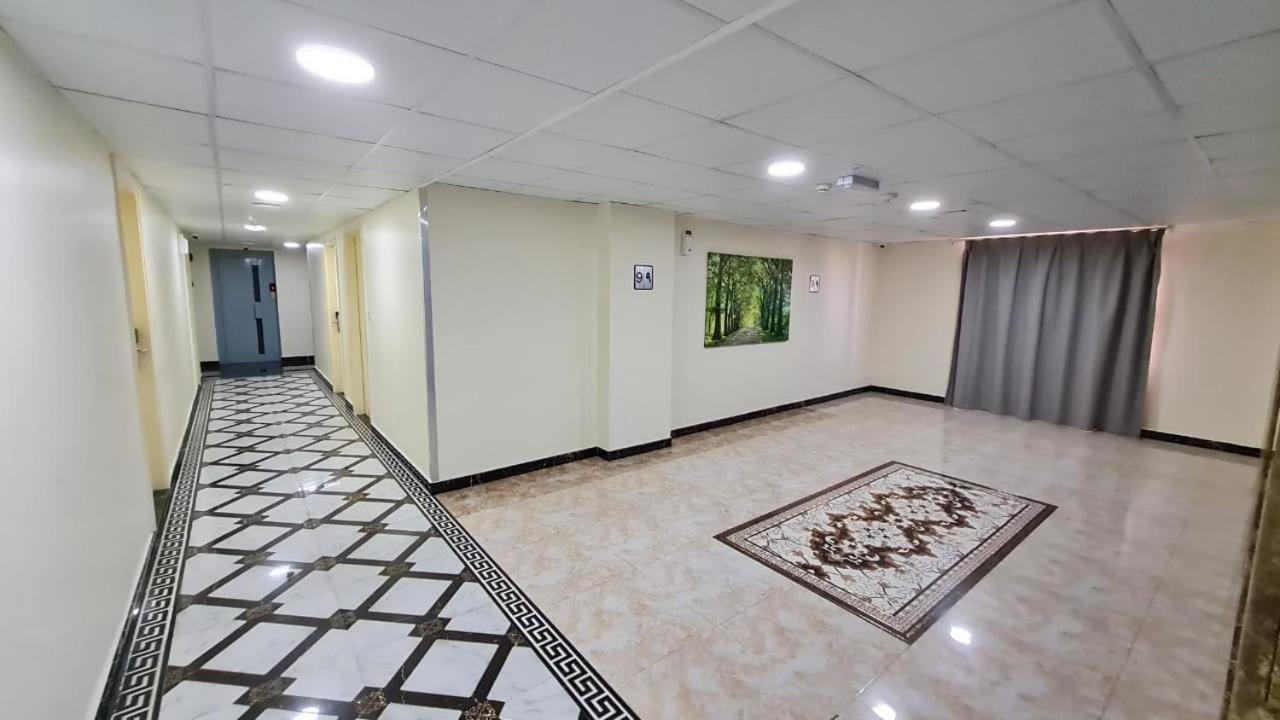 Phoenicia Grand Hotel Дубай Екстериор снимка