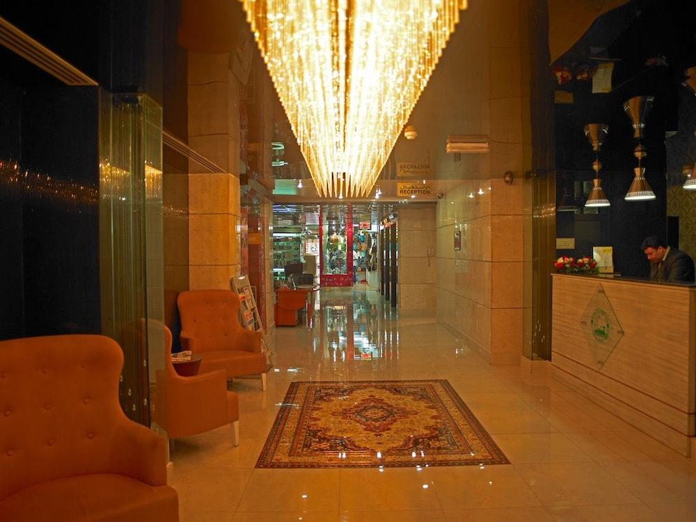 Phoenicia Grand Hotel Дубай Екстериор снимка